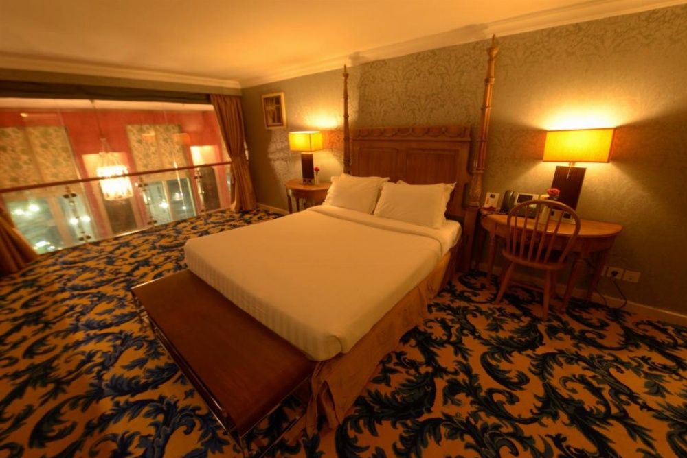 Royal Suite with Haram View